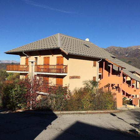סן-לג'ה-לה-מלז Appartement Offrant Une Magnifique Vue Des Montagnes מראה חיצוני תמונה