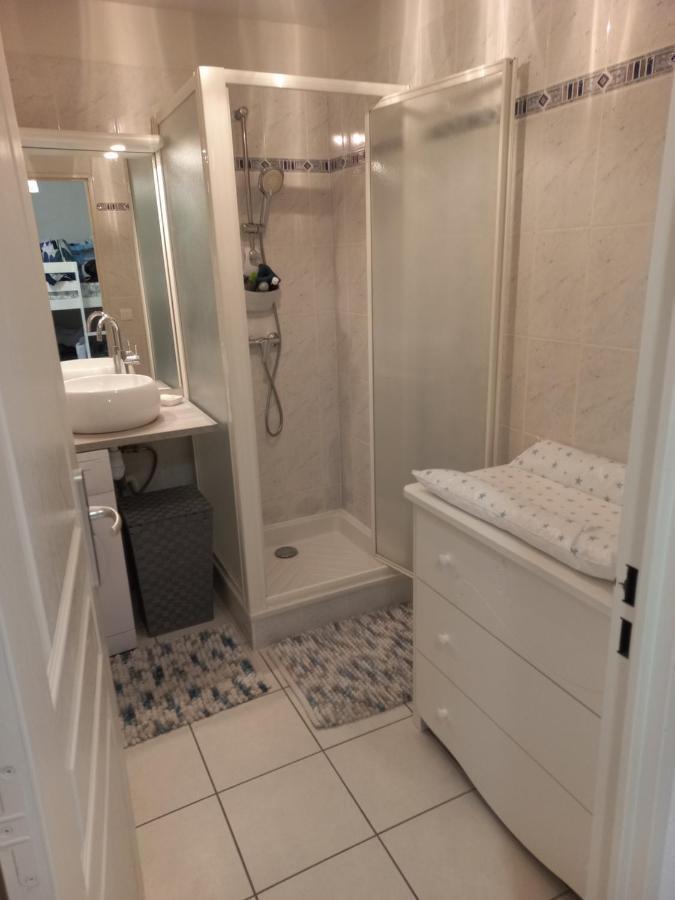 סן-לג'ה-לה-מלז Appartement Offrant Une Magnifique Vue Des Montagnes מראה חיצוני תמונה